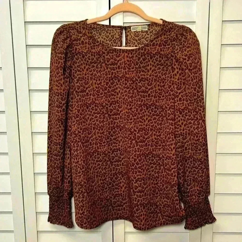 Pleione Long Sleeve Leopard Print Top Size Medium